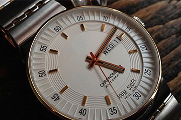 青岛万国手表白金表带维修